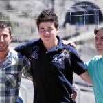 De izq a dcha, Abel Rivas, José Ramón Gutiérrez e Isidoro Márquez, tres vecinos que ayudaron en las labores de rescate
