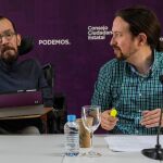 El líder de Podemos Pablo Iglesias, y Pablo Echenique, en el Consejo Ciudadano Estatal de Podemos