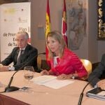 Alicia García junto al director de Tourespaña, Rafael Butler, y el director general de Turismo, Javier Ramírez