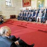 El Teniente General Rafael Comas da la bienvenida al jurado de los Premios Jaime I que hoy decidirán a los galardonados de su 25 edición