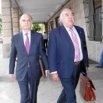 El dueño de Uniter critica el papel de «oráculo» atribuido a la Guardia Civil