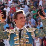 Juan Bautista cortó dos orejas del segundo de la tarde