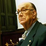 A MANO Y CON LÁPIZ. Muy probablemente, Cela no tocó un ordenador en su vida, un hecho que no perjudicó en nada su literatura, tal vez al contrario