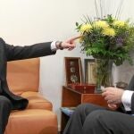 El portavoz de CiU en el Congreso, Josep Antoni Duran Lleida, y el líder del PSOE, Alfredo Pérez Rubalcaba, avisaron ayer a Bruselas de que es el Gobierno español y las Cortes quienes deciden si se tocan impuestos