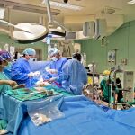 104 días para ser operado de cataratas y 162 para ser intervenido por una prótesis de rodilla. Las listas de esperan aumentaron en verano un 34,4 por ciento