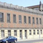 Medio centenar de empresas aspiran a modernizar la Aduana de Sevilla