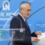 El secretario regional del PSOE-A y presidente de la Junta, José Antonio Griñán
