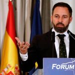 El líder de VOX Santiago Abascal, presenta en un desayuno informativo organizado por el Nueva Economía Fórum