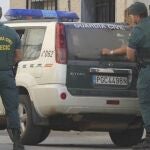 Efectivos de la Guardia Civil controlan los movimientos del presunto fratricida de G&eacute;rgal (Almer&iacute;a) antes de su detenci&oacute;n.