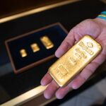 Este lingote de un kilogramo tiene un valor de 38.700 euros