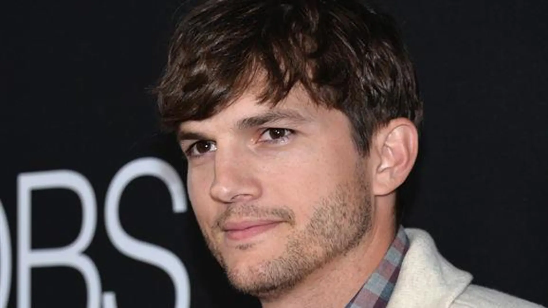 Ashton Kutcher, 24 millones