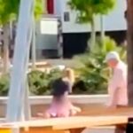La pareja dio rienda suelta a su pasión a plena luz del día y a la vista de todos los que paseaban por la plaza Jacques Sasson de Punta Ballena