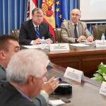 Antonio Silván, Ramiro Ruiz Medrano y Mónica Colás, durante la reunión celebrada en Valladolid