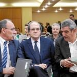 PSOE «no permitirá» que un universitario «salga» por «no poder pagar la matrícula»