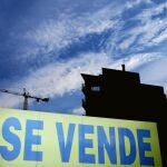 La compra de viviendas en la Comunitat por parte de extranjeros está manteniendo el sector a flote en plena crisis