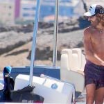 Javier Hidalgo y Sol González durante unas vacaciones en Ibiza el pasado junio