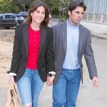Fran y Lourdes, en Sevilla en abril