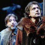 Javier Veiga (dcha.) y Enrique Arce, en «El caballero de Olmedo»