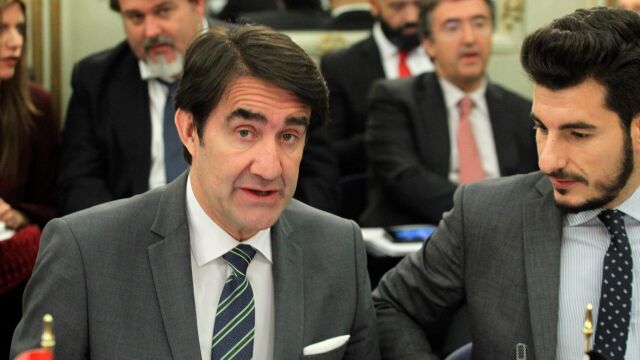 El consejero en funciones de Agricultura y Ganadería, Juan Carlos Suárez Quiñones, asiste a una Conferencia Sectorial en Madrid