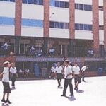 El patio del colegio Alfonso X, en Málaga