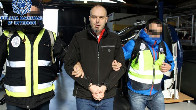 El etarra Miguel Carrera Sarobe, "Ata", durante un traslado a España en 2016/Foto: Efe