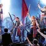 La producción corre a cargo de Stage Entertaiment, responsable de éxitos como «La Bella y la Bestia»