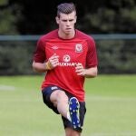 Gareth Bale se entrenó ayer con Gales. Coleman, entrenador de la selección, aseguró que va a jugar, pero no un partido entero