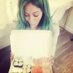 Hilary Duff se tiñe el pelo de verde