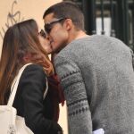 Los actores Álex González y Adriana Ugarte, por las calles de Madrid.