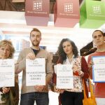 Los afectados protestaron ayer en la feria del Salón Inmobiliario que se celebra en Ifema