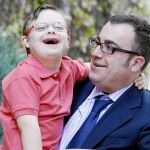 Rodrigo es curioso y preguntón. Según su padre, Leopoldo, también «es muy perfeccionista»