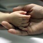 Hasta el momento, la madre más joven era Tressa Middleton, que en 2006, a la edad de doce años, dio a luz tras una violación por parte de su hermano.
