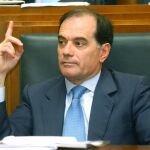 El consejero de Educación, Tomás Villanueva