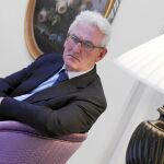 Michael Burleigh: «La violencia de Kiev refleja el intento de Putin por construir su imperio»