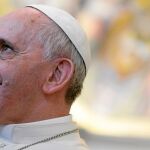RESPUESTA «Le pido que rece por mí. Lo hago por usted y su familia», respondió Francisco, que le aseguró que hará lo que pueda para ayudarle
