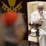 El Papa aprovechó el tradicional encuentro en la sala Clementina para felicitar la Navidad a los miembros de la Curia romana