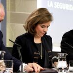 Jorge Fernández Díaz, Soraya Sáenz de Santamaría y Juan Ignacio Wert, hoy, durante la rueda de prensa posterior al Consejo de Ministros.