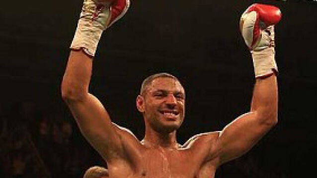 Apuñalan a un campeón de boxeo en un complejo turístico de Tenerife