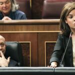 La vicepresidenta del Gobierno votó por error contra su ministro de Educación