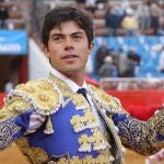 Dos trofeos para Fermín Rivera y uno para El Capea en México