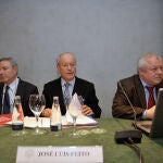 José Luis Feito, en el centro, presentó el estudio junto a Ángel de la Fuente (derecha) y Clemente Polo en el Círculo Ecuestre de Barcelona