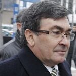 El exdirector deportivo del equipo Kelme, Vicente Belda, a su llegada hoy al Juzgado de lo Penal nº 21 de Madrid, donde se reanuda el juicio de la Operación Puerto