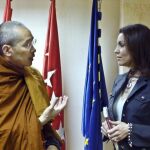 Khammai Dhammasami y Helena Cosano