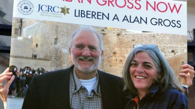 Foto de archivo, fechada en Washington en 2011, de un acto a favor de la liberación del contratista estadounidense Alan Gross