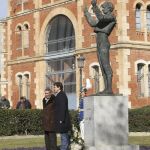 El alcalde de Salamanca, Alfonso Fernández Mañueco, esta mañana en el homenaje a Julio Robles