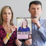 Los padres de Maddie, con una foto que recrea el aspecto que tendría ahora la niña