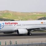 Para ese vuelo se habían vendido 274 billetes, aunque se desconoce cuántos pasajeros finalmente viajan en el avión.