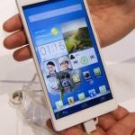 Imagen del Ascend Mate de Huawei, un smartphone de seis pulgadas presentados en el CES de Las Vegas