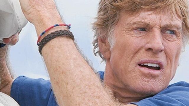 Solo ante el peligro. Redford interpreta a un hombre que emprende en solitario un viaje por el Índico Solo ante el peligro. Redford interpreta a un hombre que emprende en solitario un viaje por el Índico
