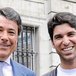 El presidente de la Comunidad de Madrid, Ignacio González, y Cayetano Rivera